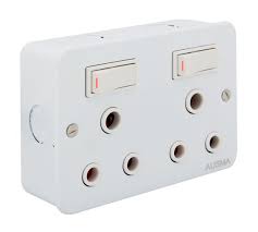 CRABTREE INDUS DOUBLE PLUG
